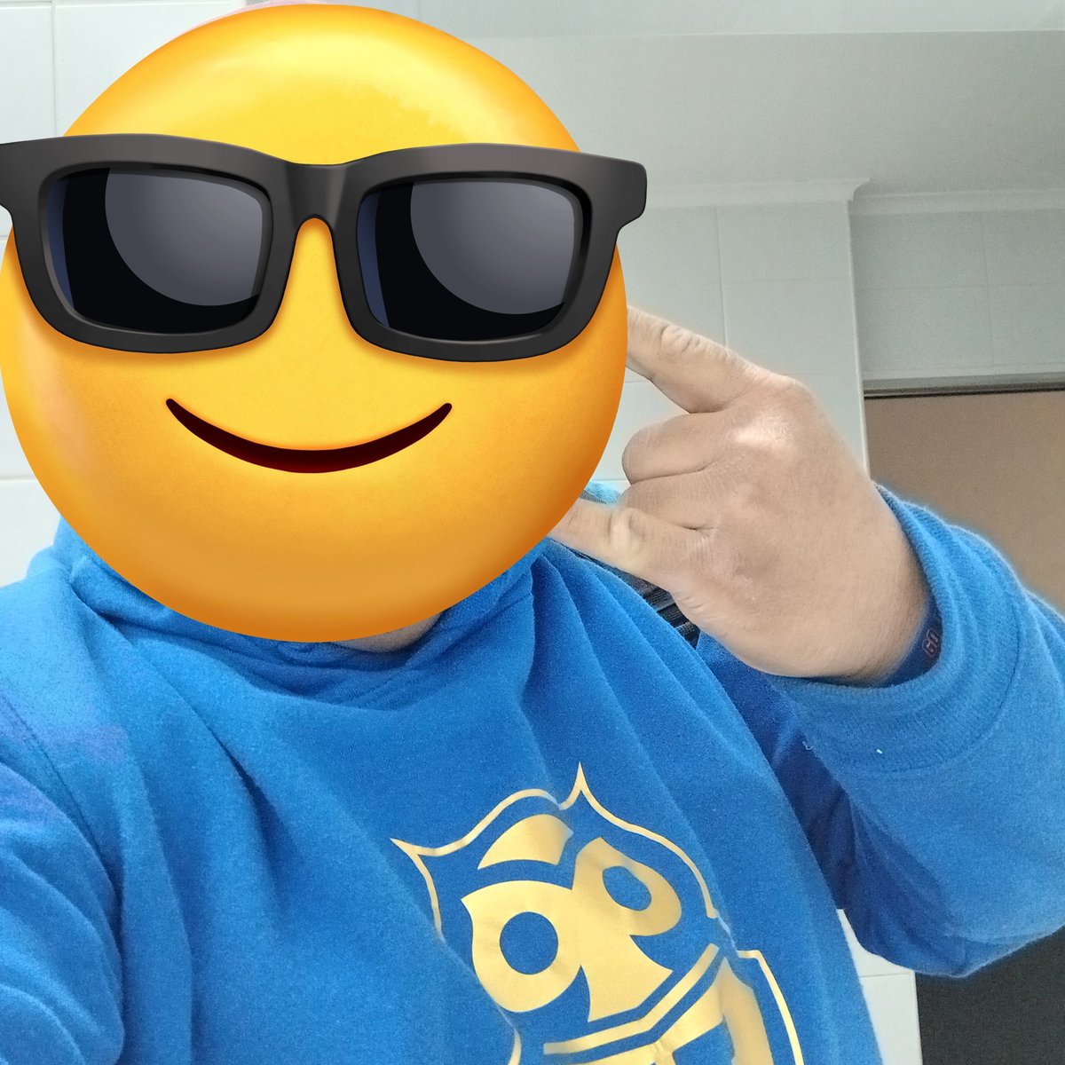 mrpato5671's tweet photo. @udechile En las buenas y en las malas hay que estar, aquí en la pega preparándome pa las burlas. Hay que bancarsela, aguante la U y toda su gente #Vamoslau #udechile #enlasbuenasyenlasmalas #felizlunes #universidaddechile #campeonatoitaú #aguantelau #noabandonamos https://t.co/NZjYmcTKwa