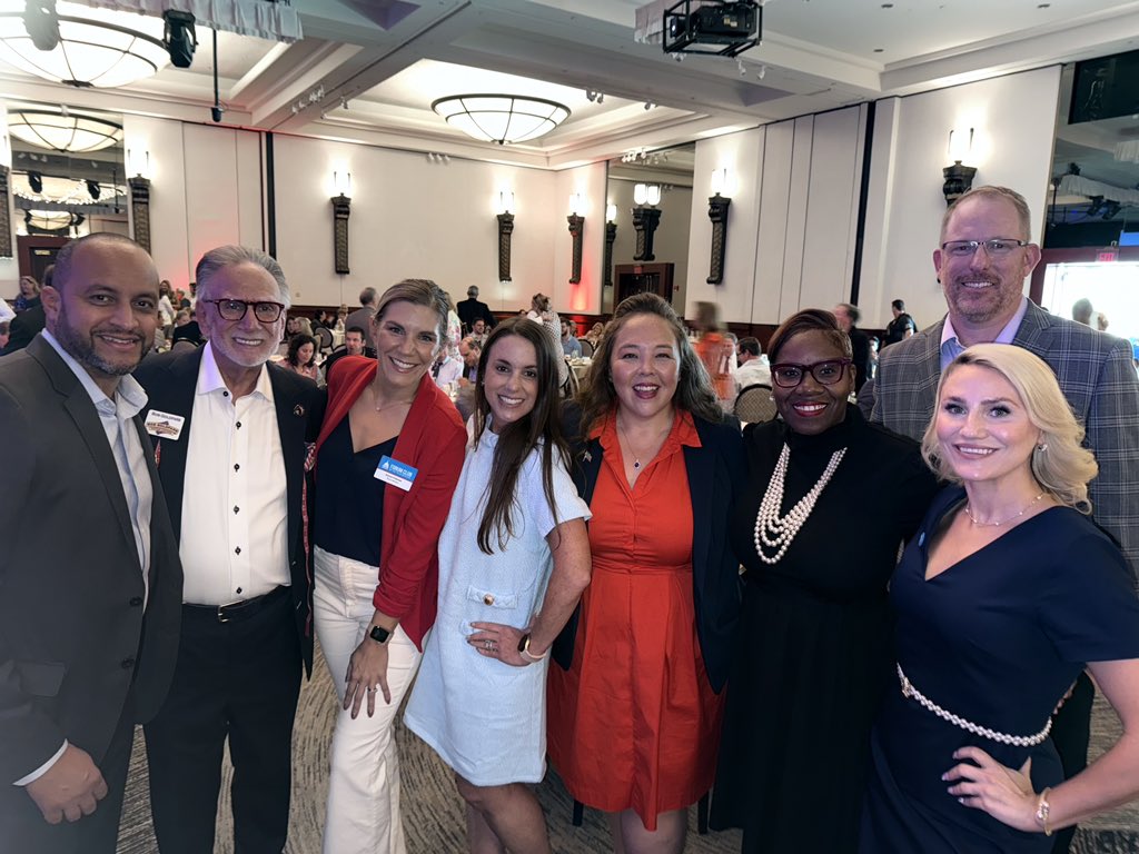 K. Long-Robinson tweet media