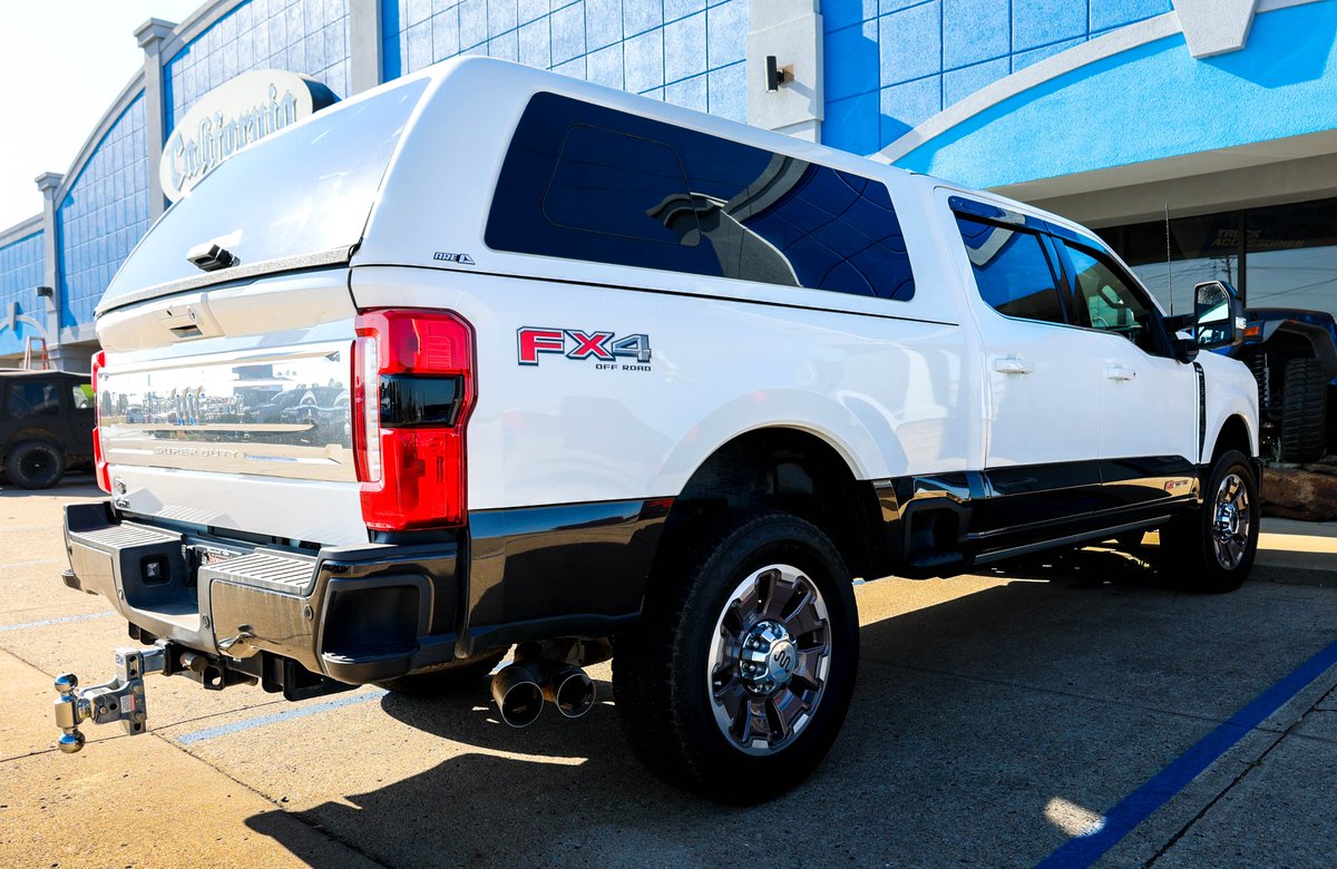 calcustomsfs's tweet photo. Turned this Ford King Ranch into a true powerhouse! We added an A.R.E. camper shell for extra cargo space, a Decked cargo glide for smooth, easy access, and topped it off with a UWS tool box for ultimate organization and security. https://t.co/NG8SQUbNtc