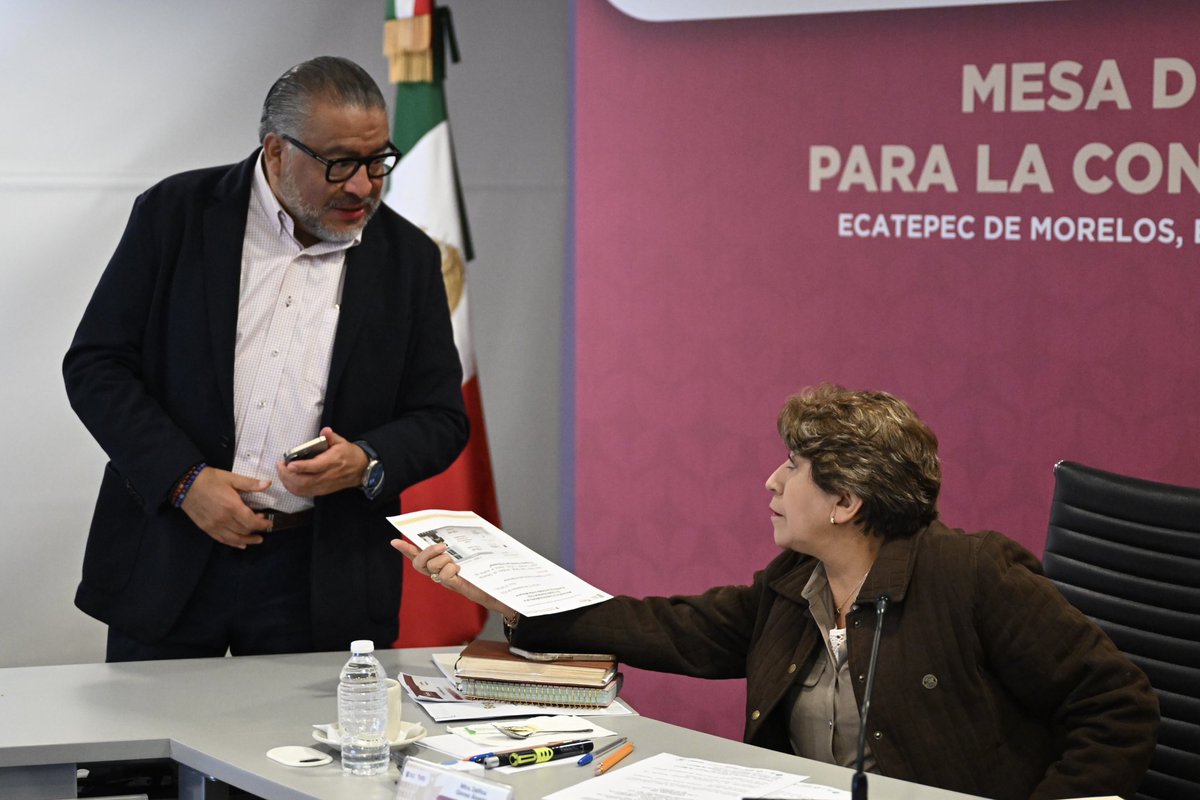 Iniciamos la semana desde #Ecatepec, continuamos avanzando en el fortalecimiento de la seguridad y la paz social.

Gracias a la visión y el liderazgo de nuestra Gobernadora <a href="/delfinagomeza/">Delfina Gómez A.</a>, tenemos resultados claros. En la Mesa de Coordinación para la Construcción de la Paz, se