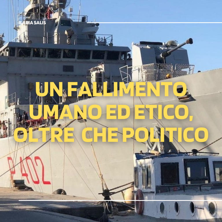 SalisIlaria's tweet photo. Un fallimento umano ed etico, oltre che politico

“Quattro giorni in nave senza poter lavarsi né cambiarsi, con la salsedine che pungeva la pelle e le ferite che si facevano purulente.”

So cosa vuol dire essere detenuta senza potermi lavare né cambiare, ed è un insulto alla dignità di ogni essere umano.
Naturalmente non voglio comparare la mia esperienza - completamente diversa - a quella dei migranti deportati e detenuti in Albania.
Queste persone, dopo aver subito persecuzioni nei loro paesi d'origine, dopo aver attraversato l’inferno libico e affrontato il Mediterraneo con mezzi di fortuna, anziché trovare rifugio in Europa, sono state trasportate in Albania in condizioni indegne, a bordo della nave della vergogna Libra.

Tutta l’Italia deve vergognarsi di quanto accaduto.
L’operazione Albania, fortemente voluta da Giorgia Meloni, che inorgoglisce le peggiori destre di tutto il mondo e che viene vista con interesse dai Commissari designati da Ursula von der Leyen, è un insulto ai valori dell’umanità e dell’internazionalismo.

Per fortuna, i giudici hanno ancora una volta resistito di fronte alla tracotanza razzista del governo italiano e hanno sospeso la convalida del trattenimento, rinviando il caso alla Corte di Giustizia Europea.
Le persone migranti saranno riportate in Italia, come è giusto che sia. Che siano le benvenute.

L’operazione Albania continua a rivelarsi un fallimento politico sotto tutti i punti di vista, ma soprattutto è un fallimento umano ed etico.
L’operazione deve essere interrotta al più presto, il governo dovrebbe dimettersi.