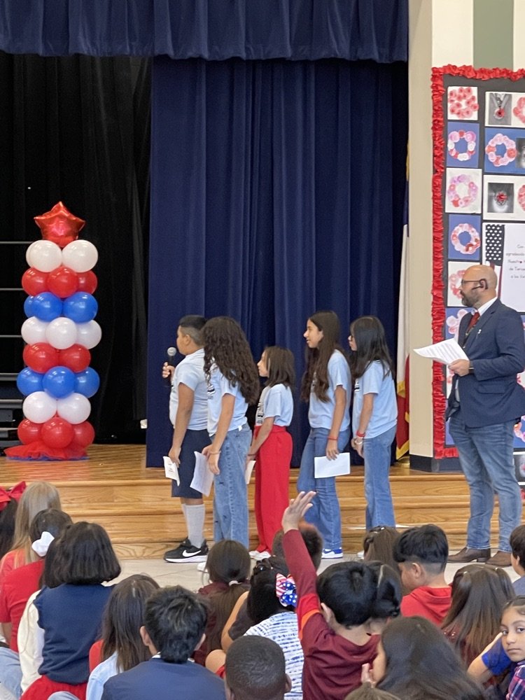 We had such a great morning celebrating some Veterans! Thank you for your service!
#Finchfalcons #wearemckinney #everystudenteveryday #breakingthetrend