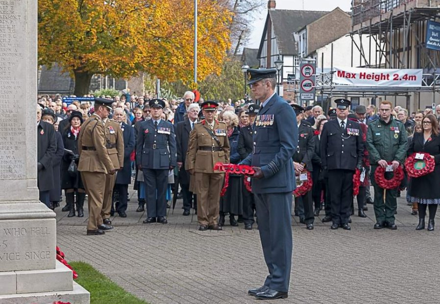 Personnel from Tactical Supply Wing joined the community in Stafford for our Remembrance Sunday service &amp; parade, with a large crowd gathering to honour the fallen. #LestWeForget #RemembranceDay2024 
#WeWillRemem

📸 By  Paul Milgate-Scarrott