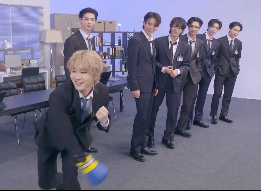 ok_nyang's tweet image. .             👛🌷💕🌸                          ⚔️🕸️🕷️⚫️                                                 
                🎀정원💞                         🖤엔하이픈🐈‍⬛                          
                 💓💖💕                            ⛓📓☠️🕶