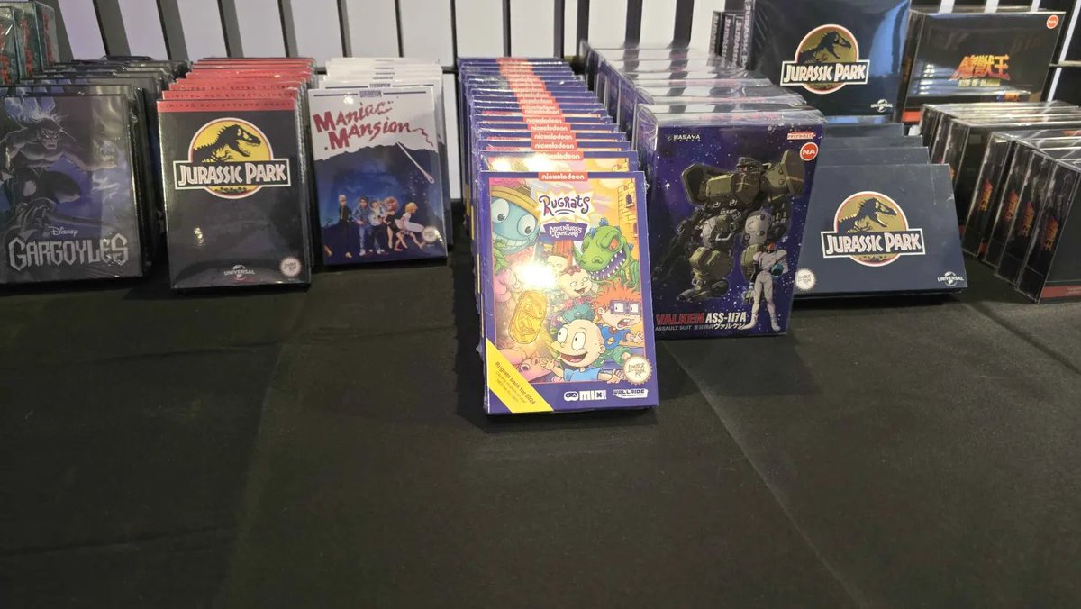 Media Indie Exchange (@indieexchange) on Twitter photo Had a blast last weekend at the <a href="/LimitedRunGames/">Limited Run Games</a> pop-up shop out in SoHo! Lots of amazing games, great people and sick retro vibes. 💪
Shoutout to everyone who could pop out for the pop-up including <a href="/icjman/">Justin Woodward</a> and our friends <a href="/JayMewes/">Jay Mewes</a> & <a href="/ThatKevinSmith/">KevinSmith</a>. Had a blast last weekend at the <a href="/LimitedRunGames/">Limited Run Games</a> pop-up shop out in SoHo! Lots of amazing games, great people and sick retro vibes. 💪
Shoutout to everyone who could pop out for the pop-up including <a href="/icjman/">Justin Woodward</a> and our friends <a href="/JayMewes/">Jay Mewes</a> & <a href="/ThatKevinSmith/">KevinSmith</a>.