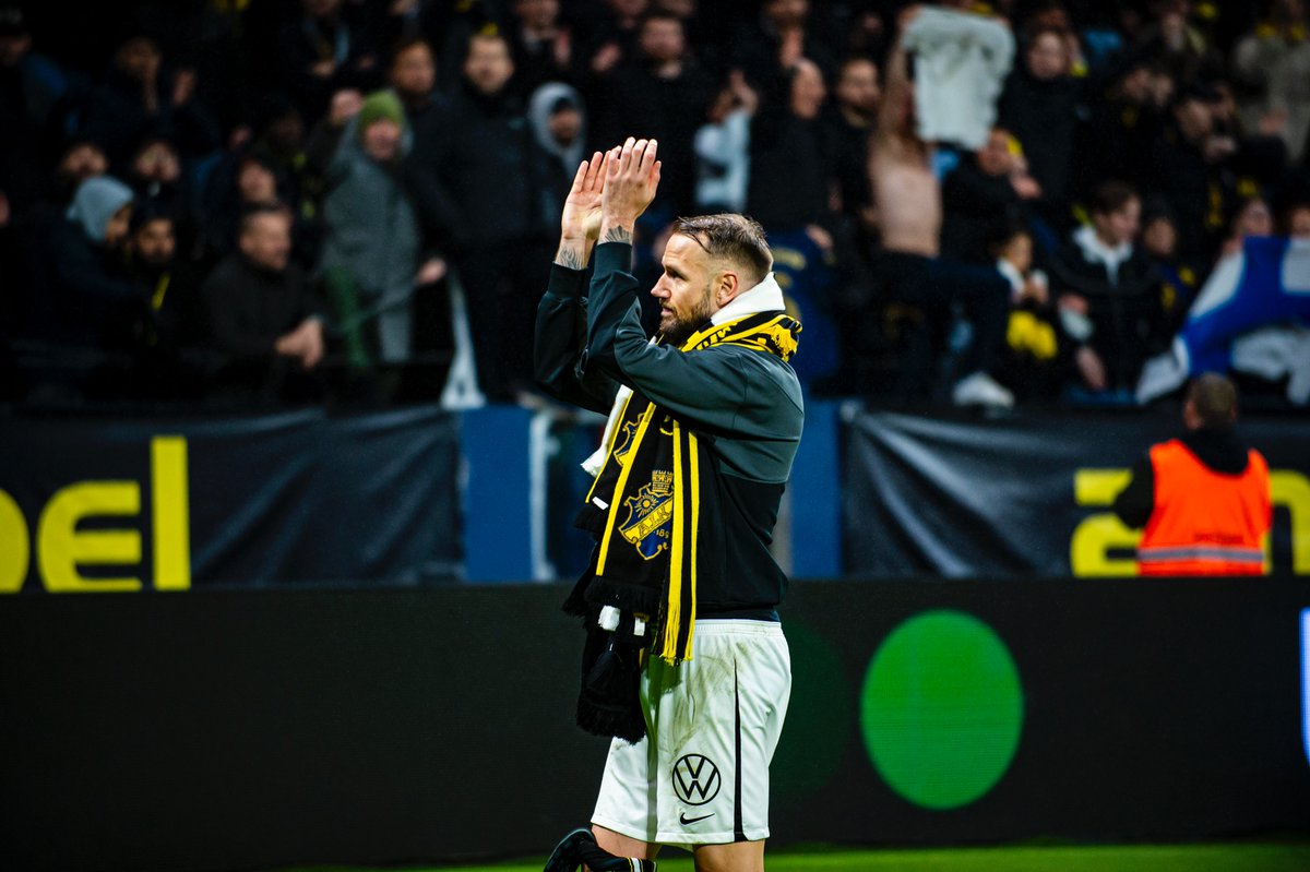 Från Rissne till Nationalarenan och Sveriges mäktigaste klubb. Glöm aldrig att det är NI som är AIK. Tack för allt 🖤💛