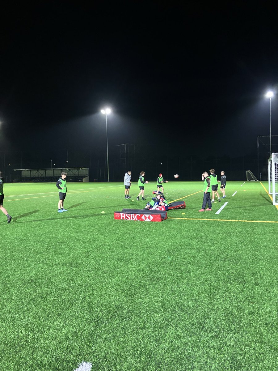 Cardiff Rugby Age-Grade and Academy (@cardiff_pathway) on Twitter photo Great to support β¦<a href="/RygbiCaerdydd/">Ysgolion Caerdydd / Cardiff Schools Rugby</a>β© West EPP / 16βs with β¦<a href="/CaiJenkins_/">Cai Jenkins</a>β© and Ed Price from the academy delivering some important S & C messages for this part of the pathway Great to support β¦<a href="/RygbiCaerdydd/">Ysgolion Caerdydd / Cardiff Schools Rugby</a>β© West EPP / 16βs with β¦<a href="/CaiJenkins_/">Cai Jenkins</a>β© and Ed Price from the academy delivering some important S & C messages for this part of the pathway