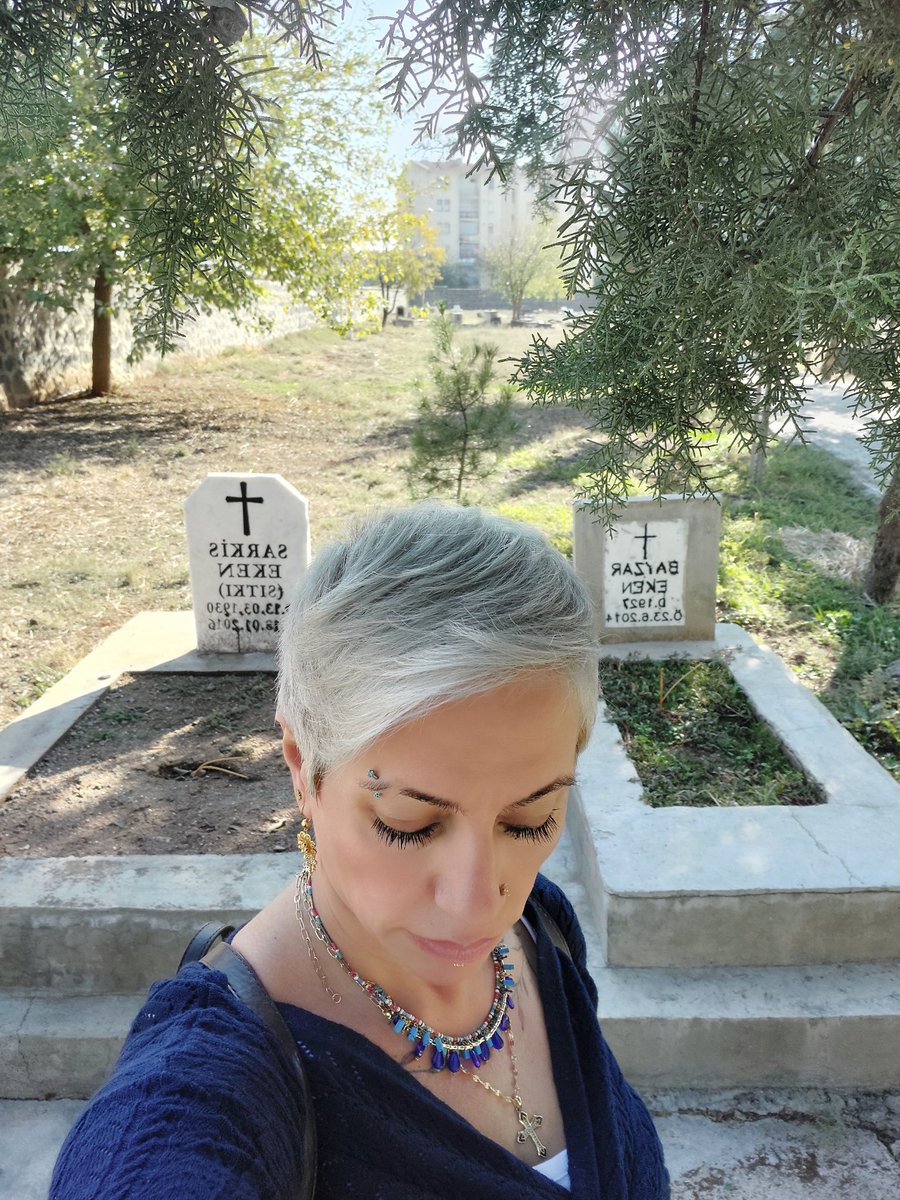 hayaxcig's tweet photo. Özlemek, çok özlemek, büyükleri olmadan anlamsız hissetmek 😢 #garod https://t.co/x5Ou1o5k8W