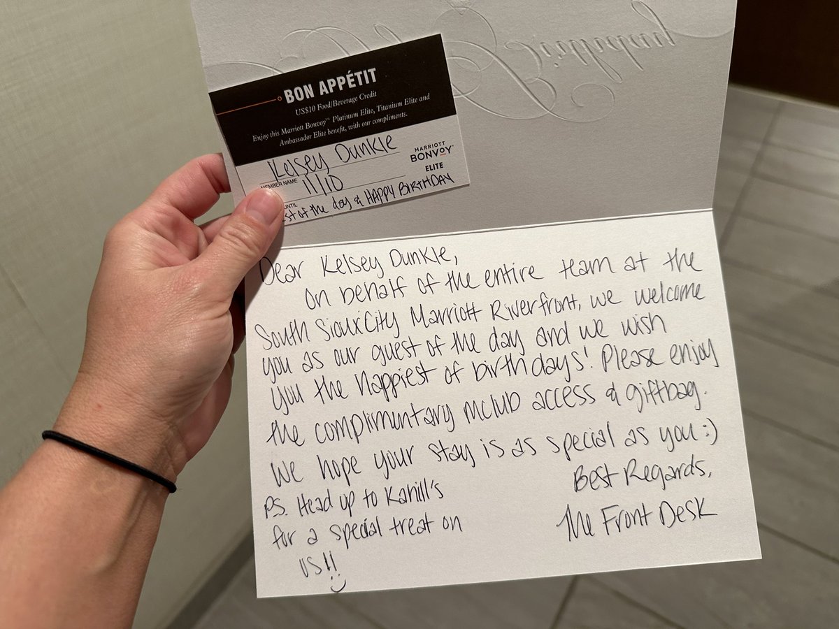 dunkadunk89's tweet photo. @Marriott traveled this weekend for my birthday and was surprised to be ‘Guest of the Day’! I got access to the M Club, a beautiful hand-written card, and a goodie bag. Thank you for making my stay so special and memorable!! Can’t wait to visit this hotel again! https://t.co/kZWQ1QzFOb