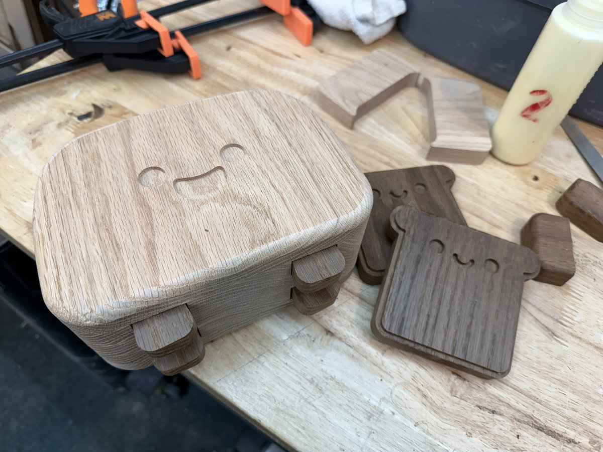 TheDoodlebear's tweet photo. Makin Li'l Toasties today :) https://t.co/SnYag8Uk5o