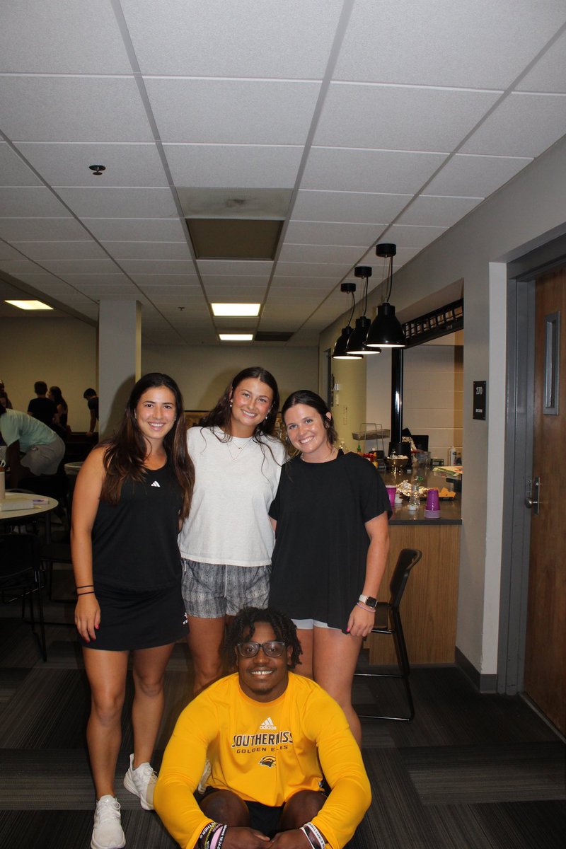 USM FCA TONIGHT! 

7:15pm

M-Club