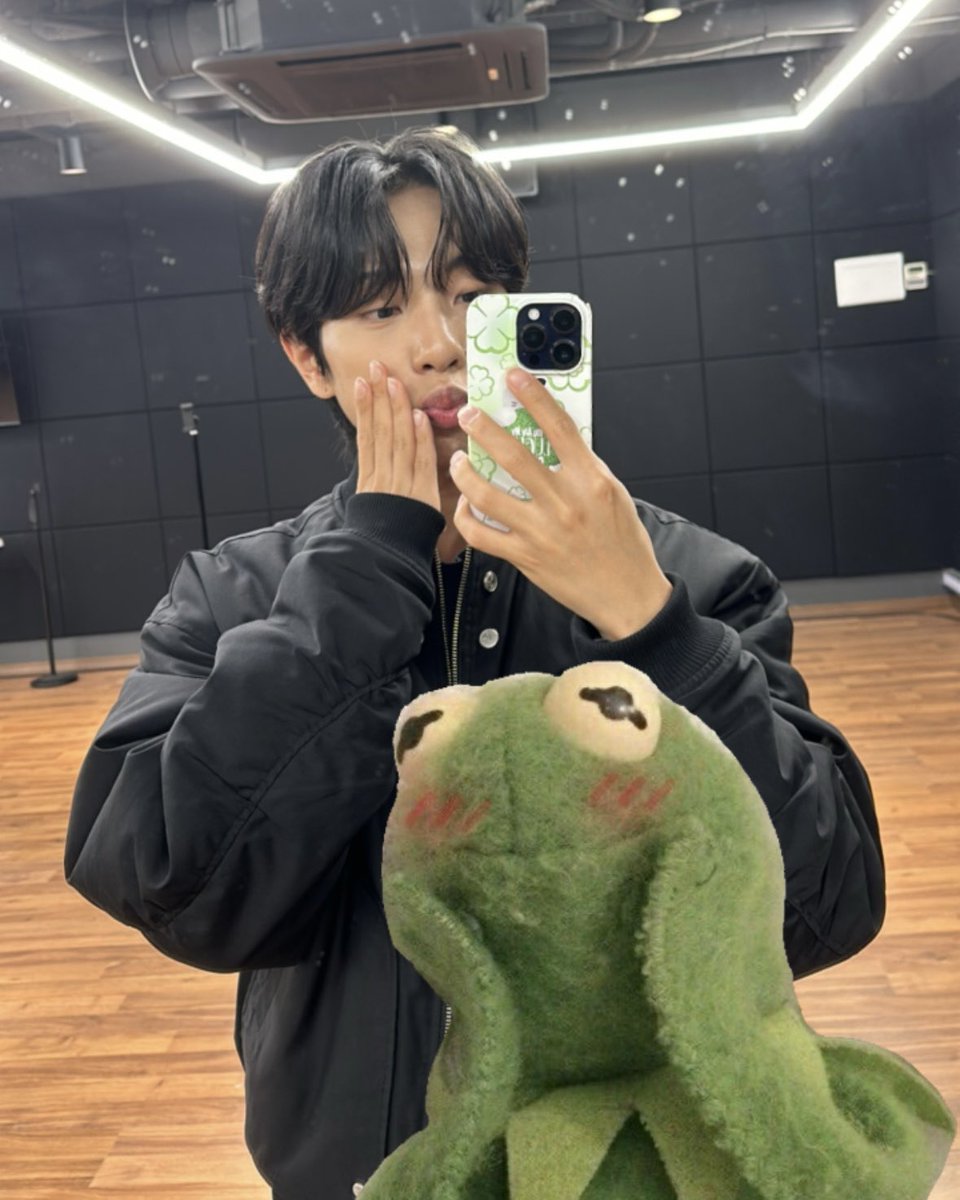 [#수일] *⁀➷ ᡣ𐭩⋆.˚

#루미너스 #LUMINOUS #LMN