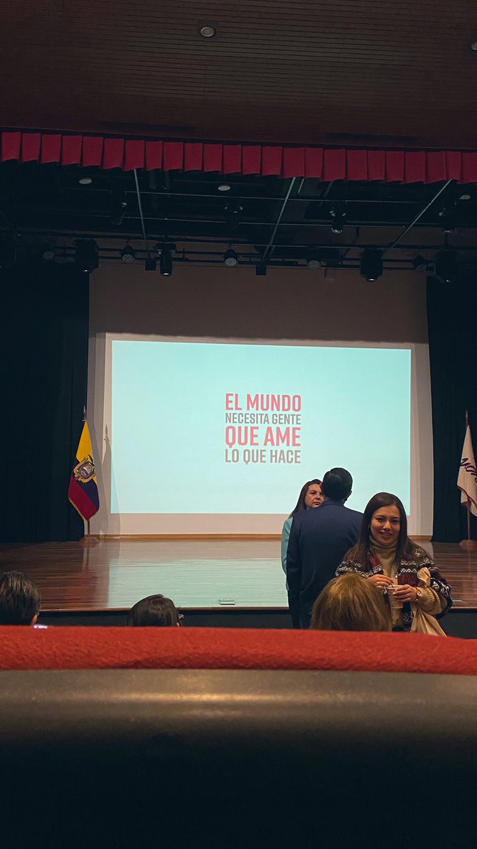 whoissonnyy's tweet photo. Comienza la aventura…🤓🧑‍🔬 SIMPOSIO UDLA-GENERA @OneHealthUofG @CIH_LMU

#Quito #OneHealth #CienciaEC con @Vakdaro @MariaSolMora18 @Ingrid_Mica004 @SForscher13 @EChicango01 https://t.co/r3hWavwkVH