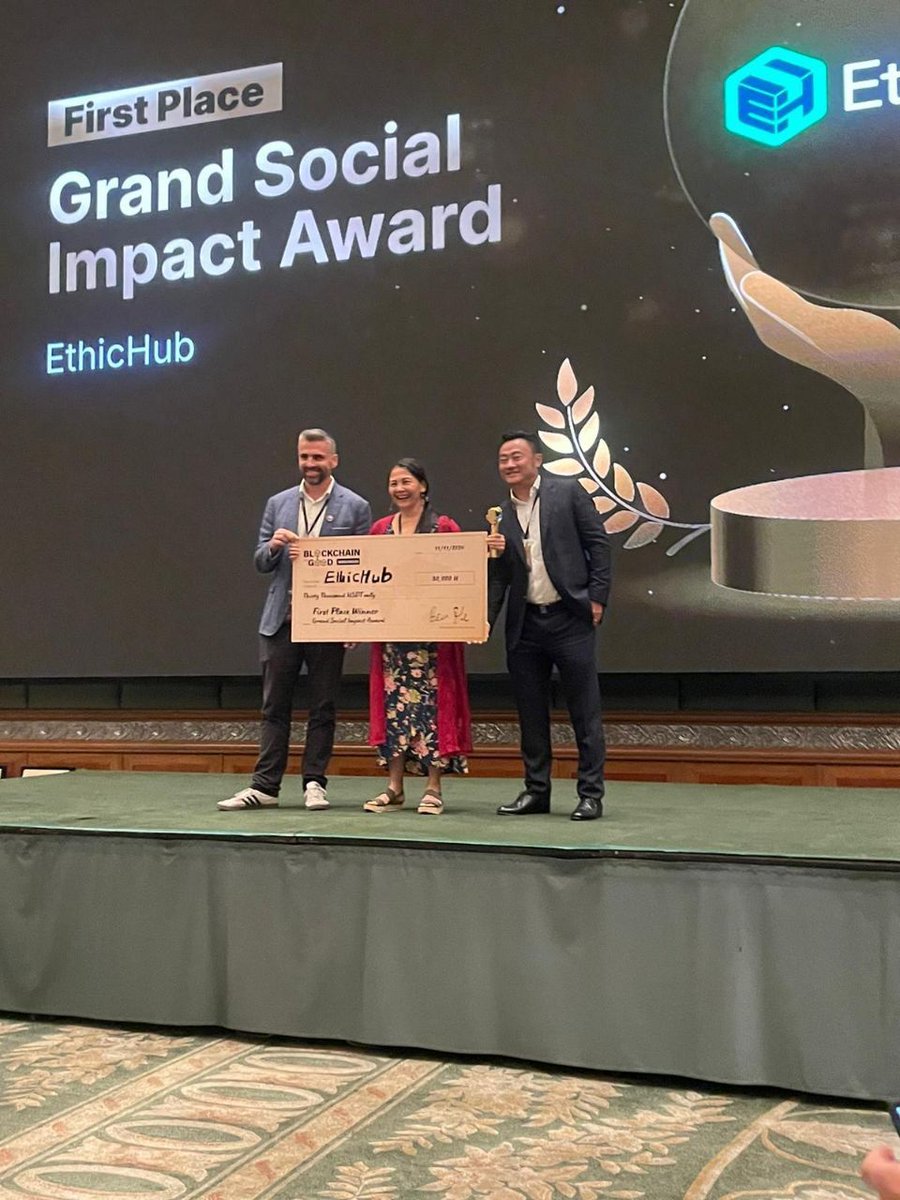 EthicHub's tweet photo. 🏆✨ ¡EthicHub gana el PRIMER PREMIO en los Web3 Oscars de Blockchain for Good Alliance! 🌍

¡Gracias también a nuestra comunidad por hacerlo posible! 🚀
#Web3Oscars #EthicHub #BlockchainForGood #ImpactoPositivo #Ganadores https://t.co/nQ7pUsy6mb