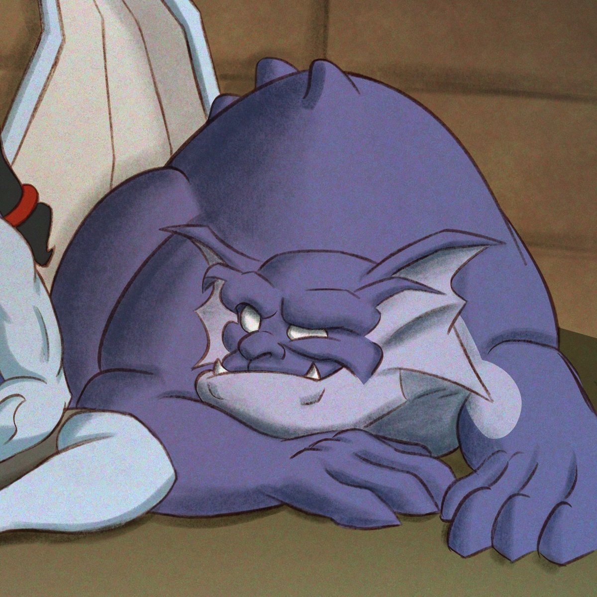 Definitely shifting away from this platform, but I'm pretty thrilled with this drawing I finished at Lightbox this year. I love slice of life moments like this with my favorite characters.

Gnash getting riled up over the hockey game #gargoyles #hudson. #gnash #bronx #disney