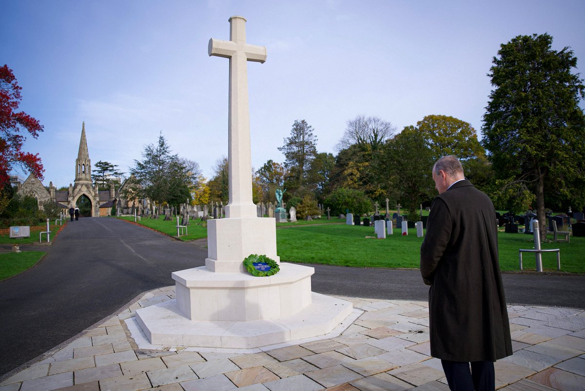 I spent the morning with the Commonwealth War Graves team, hearing the stories of men and women who gave their lives in service of our country. 

Thank you to <a href="/CWGC/">Commonwealth War Graves</a> for everything you do to commemorate those who have served our country. Their sacrifice will never be forgotten.