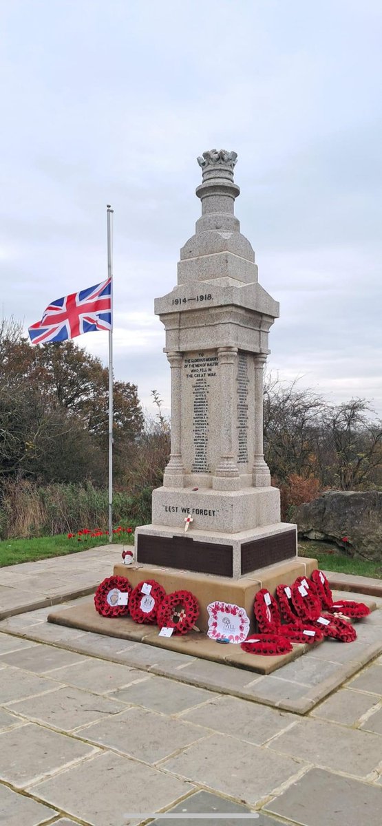 We will remember them 

A huge thank you to everyone who attended the Remembrance parade yesterday, whether this was with family members, as a Brownie / Cub or as part of our School Council. You were all amazing!

For more photos please see the link below
maltbyredwood.com/.../remembranc…