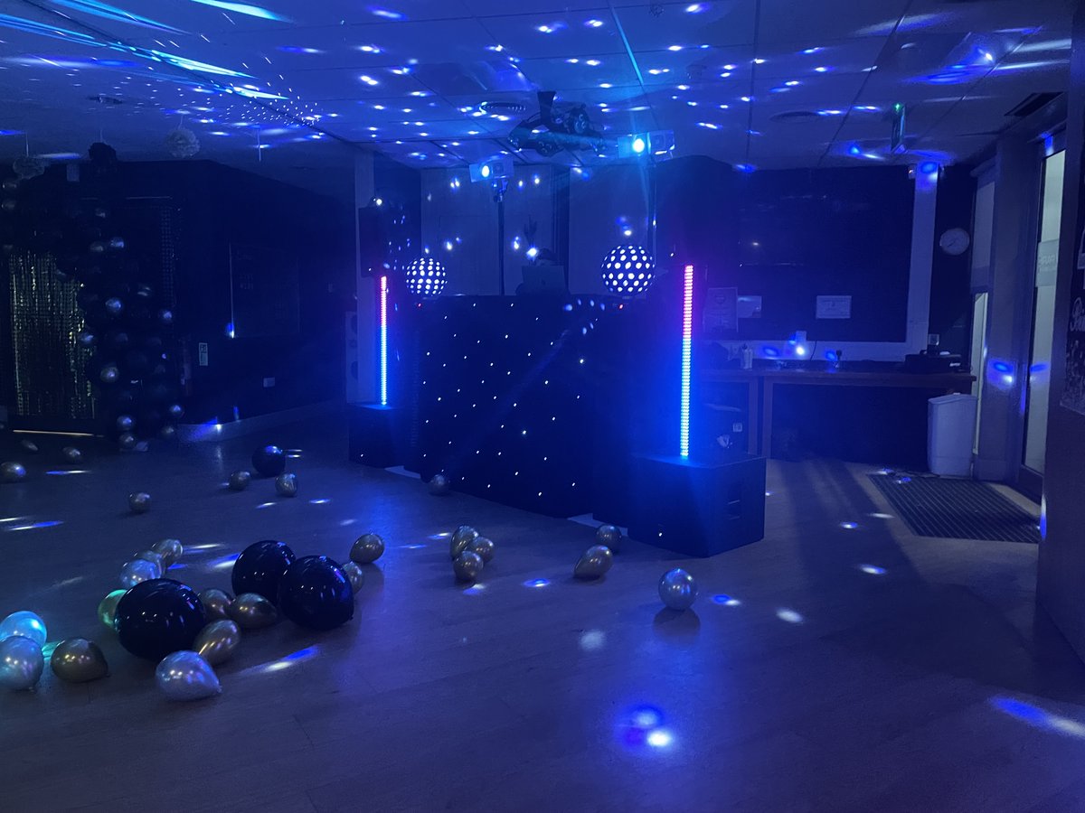 🎉 FUNCTION ROOM HIRE 🎉

Creasey Park clubhouse is available to hire for Saturday night functions.

🍺 Licensed bar
🕺 Large floor area
🍕 Buffet food (optional extra)
🤝Friendly staff
🧑‍🤝‍🧑 Capacity for 100 people

Contact creaseypark@bedfordshirefa.com or call 01582 268108.