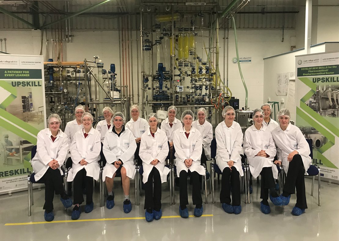 Great to welcome <a href="/shssclon/">Sacred Heart Secondary School</a> to our #LifeSciences Centre of Excellence today for #ScienceWeek2024 🧪⚗️🧫🔬to elarnall.about careers in #LifeSciences

<a href="/CorkETB/">CorkETB🇮🇪🇪🇺</a> <a href="/ThisisFet/">thisisFET</a> <a href="/SOLASFET/">SOLAS</a> #WomeninSTEM