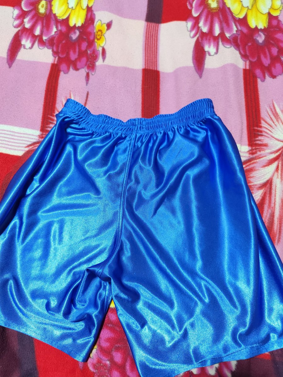 ✅ กางเกงกีฬาลื่น เงาๆ  #มือสอง ✅
------------ ไซร์ M ครับ
 🔥สนใจพิมพ์ จองใต้โพสต์นี้เลยครับ🔥
 🔥สภาพกางเกง 70%
📌 ราคา 250 (ร่วมค่าส่ง) 
📌 ส่งของให้จริงครับ
📌 ขอคนพร้อมโอนครับ 🙏