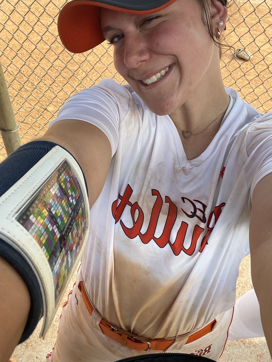 cjaz2026's tweet photo. Thrilled to finally be back on the field six months after my surgery. Grateful for all the support during recovery. Lets get back to work 💪🥎 #ComeBackSeason @coachmere_16 @CoachFrankReed @UWGSoftball @FGCUSBDeiros @29maddog @EKinberger @PiedmontSB @ECBulletsDavis @NPHSsoftball https://t.co/71YCxp40Ef