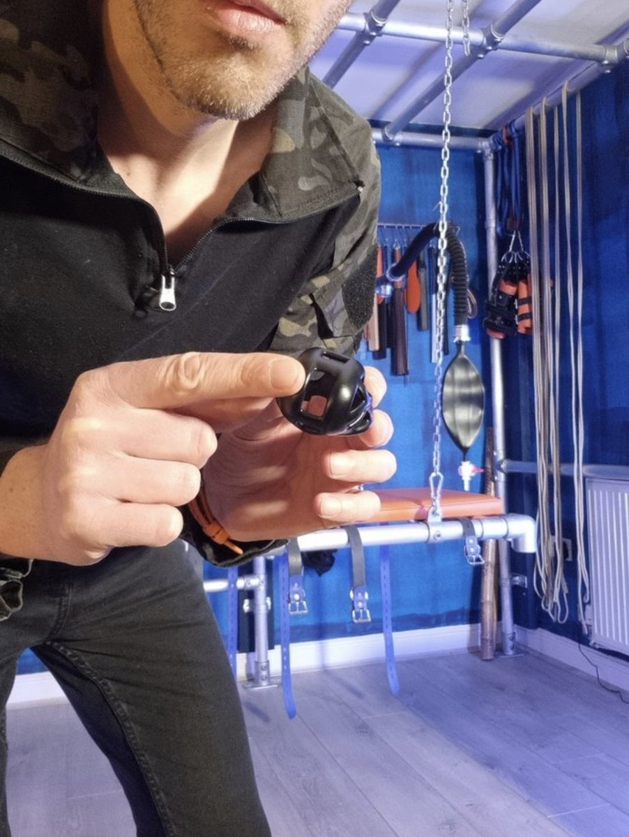 You will submit to my chastity sentence, I will decide how long you're locked and you will be grateful for it 🔑🔒