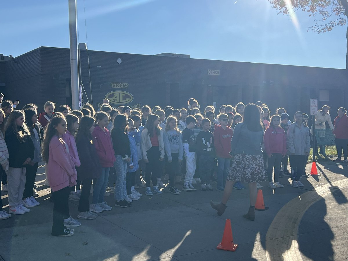 Theresa Lengel tweet media