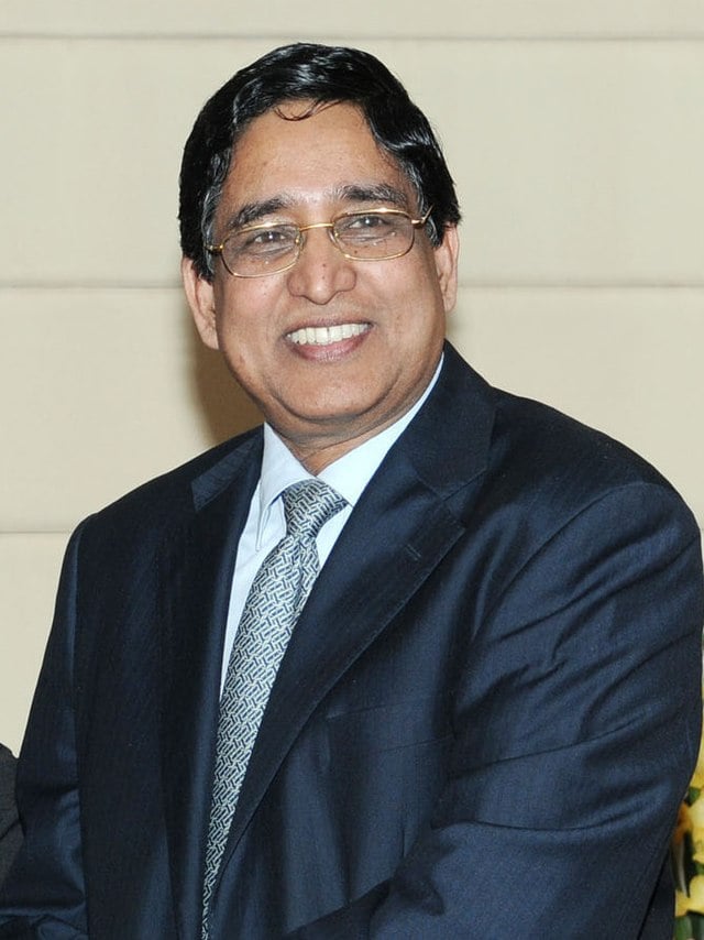 টাঙ্গাইলে তিন মামলায় সাবেক মন্ত্রী রাজ্জাকের ১৫ দিনের রিমান্ড