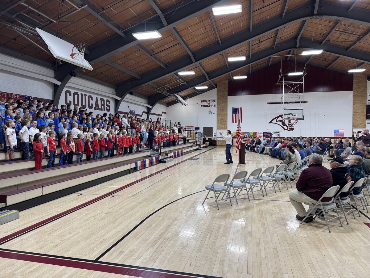 RobbyMorgan99's tweet photo. CNP put on a great Veterans Day program. Thank you to all who have served or are serving our country. https://t.co/dSJPnniwLr