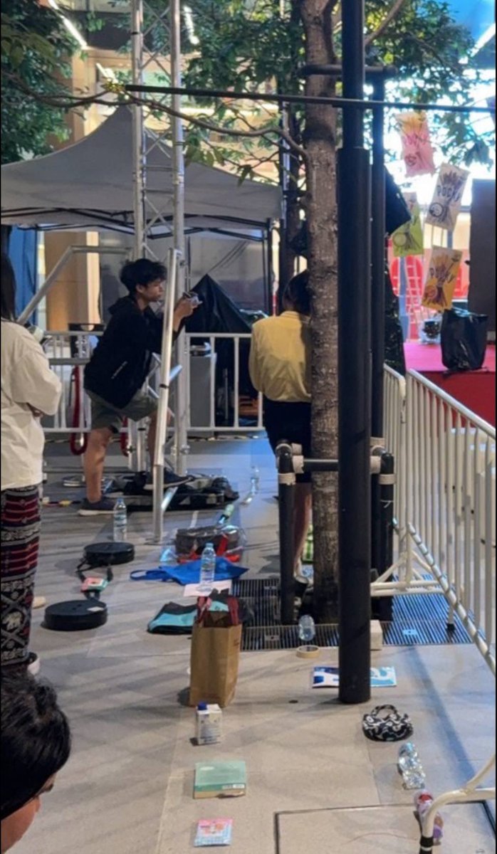 nongx06's tweet image. งานป้อกกี้ พน … งานเริ่ม 17:00 จองตั้งแต่ ซีนุนิวเลิก

#BUSbecasueofyouishine 
#pocky 
#ตลาดนัดBUS