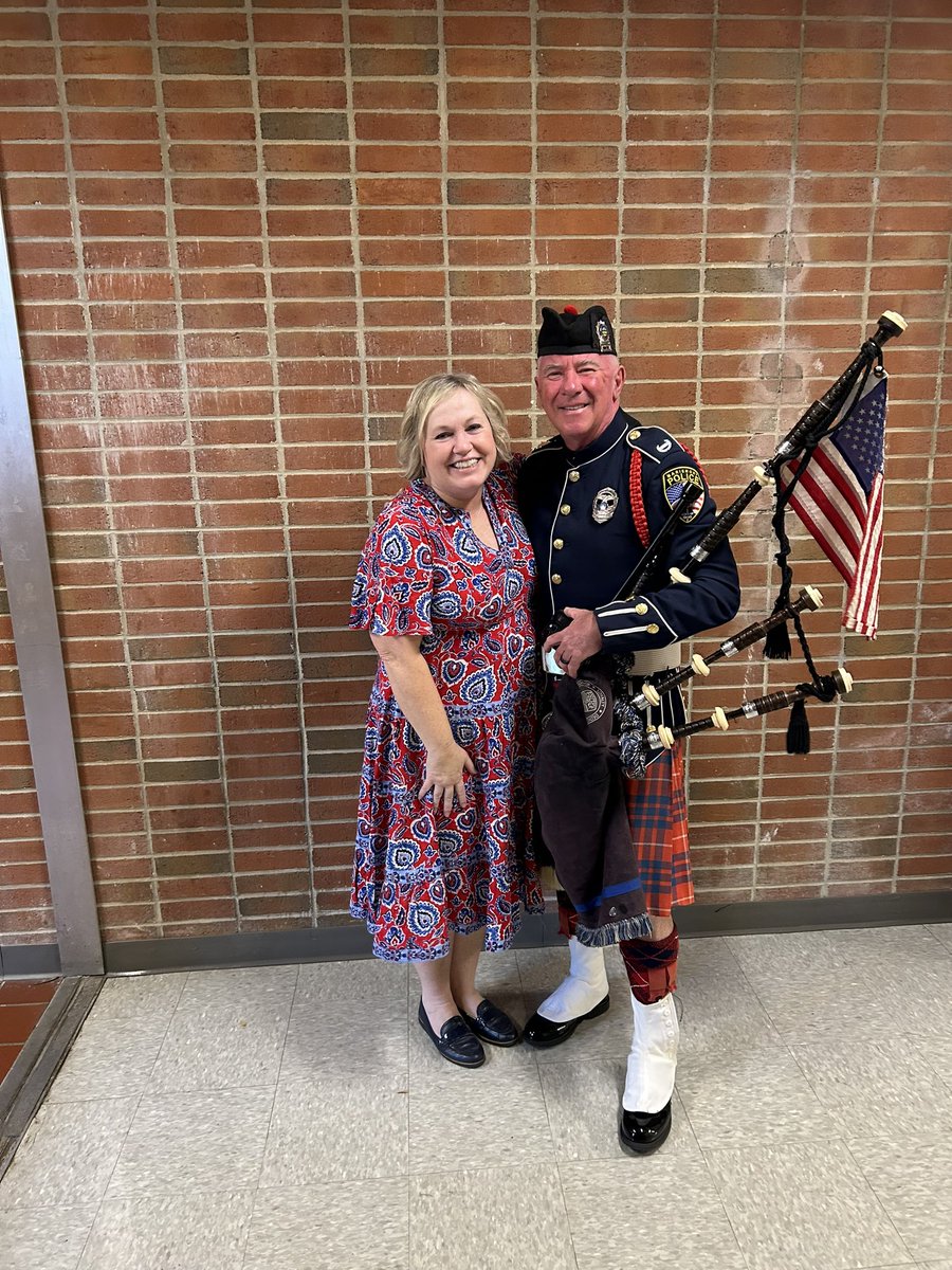 SummitElementaryFHSD tweet media