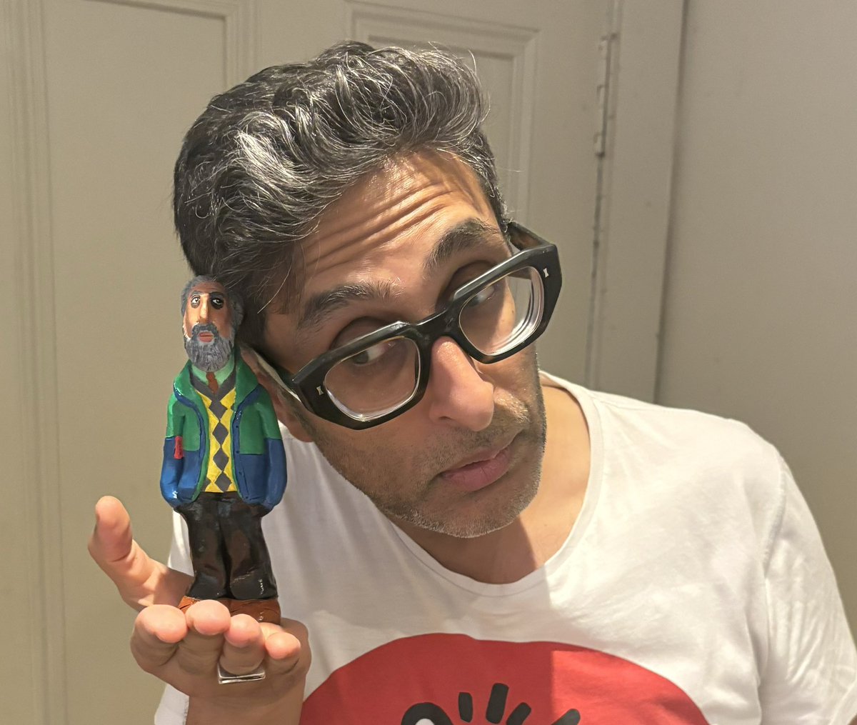 govindajeggy's tweet image. Thankyou so much to @elbimbo4321 for making this wee guy. I’m now on the lookout for a teeny tiny Curly Wurly