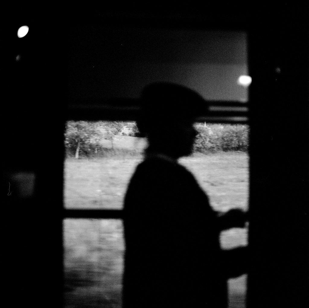 Trois fois qu’elle passait, et dieu du ciel, elle ne l’avait toujours pas vue.