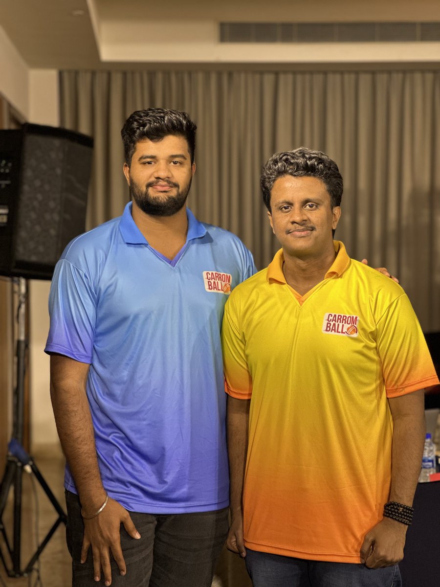 Got a chance to meet the most happening person on Twitter @CricCrazyJohns  at the #WinningBid Auction by @ashwinravi99 Naa MI💙 vs CSK💛