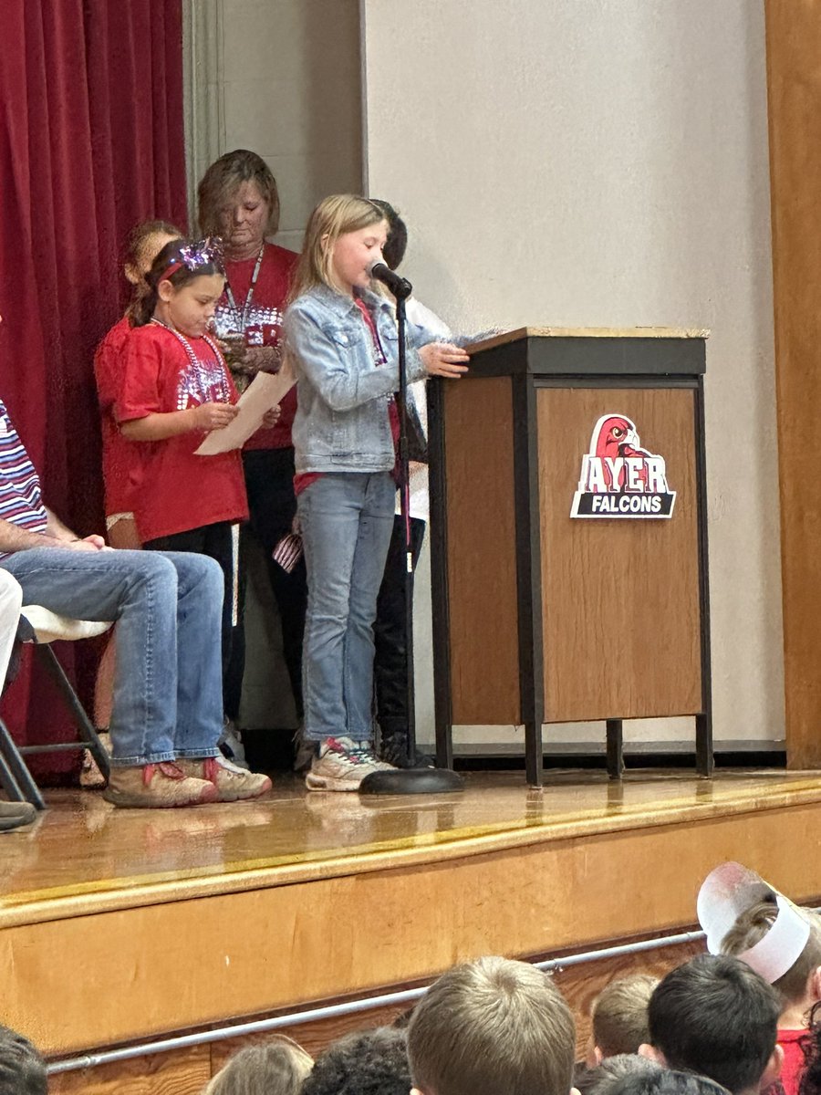So proud of my 3 third graders that spoke today at <a href="/ayerelementary/">Ayer Elementary</a> Veterans Day celebration <a href="/FHSchools/">FHSD</a> ❤️🇺🇸