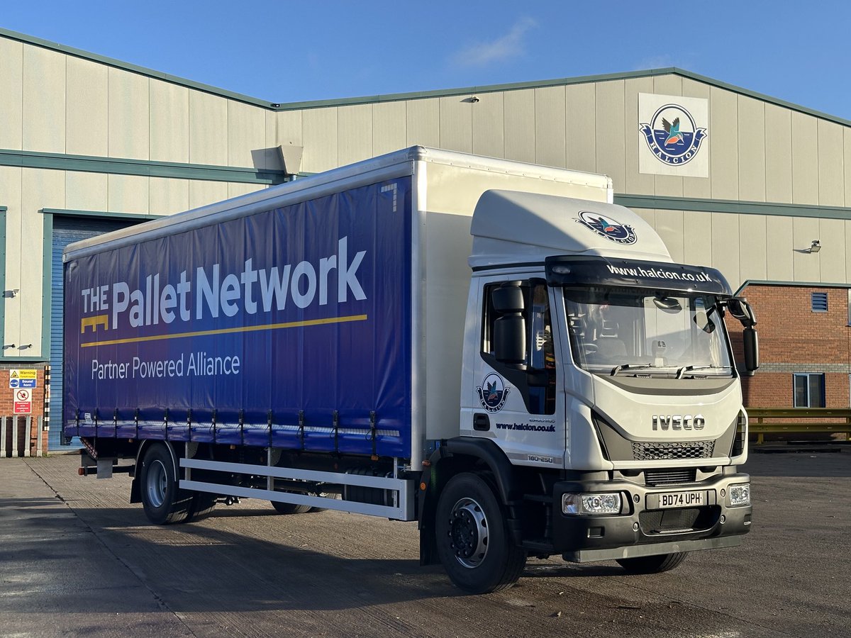 halcionexpress's tweet photo. Halcion’s newest fleet addition, courtesy #iveco https://t.co/DXaWLTiPp4