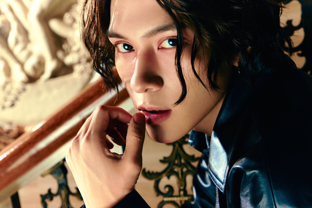 WayV The 6th Mini Album ‘FREQUENCY’ Image Teaser 1 #HENDERY 

【FREQUENCY - The 6th Mini Album】 
➫ 2024.11.25 (CST/KST)

🖐️Pre-Release ‘HIGH FIVE’
➫ 2024.11.19 (CST/KST)

💿Pre-order
wayv.lnk.to/frequency

#WayV #威神V #FREQUENCY
#WayV_FREQUENCY