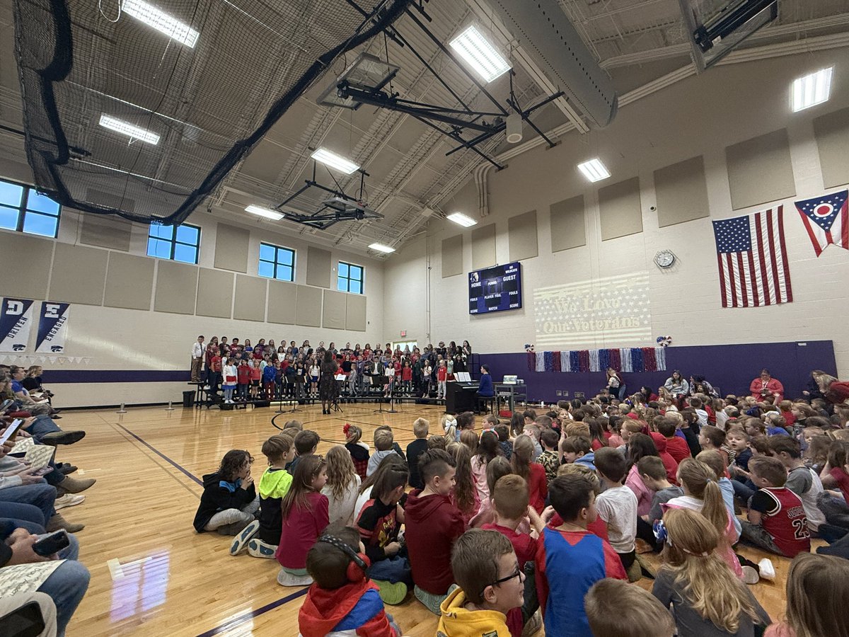 Taylor Brouse (@taylorrbrouse) on Twitter photo Happy Veterans Day! Thank you to all of those who have served our country and thank you to <a href="/apaulchell/">Anne Paulchell</a> for putting on another great Veterans Day assembly! 🇺🇸 Happy Veterans Day! Thank you to all of those who have served our country and thank you to <a href="/apaulchell/">Anne Paulchell</a> for putting on another great Veterans Day assembly! 🇺🇸