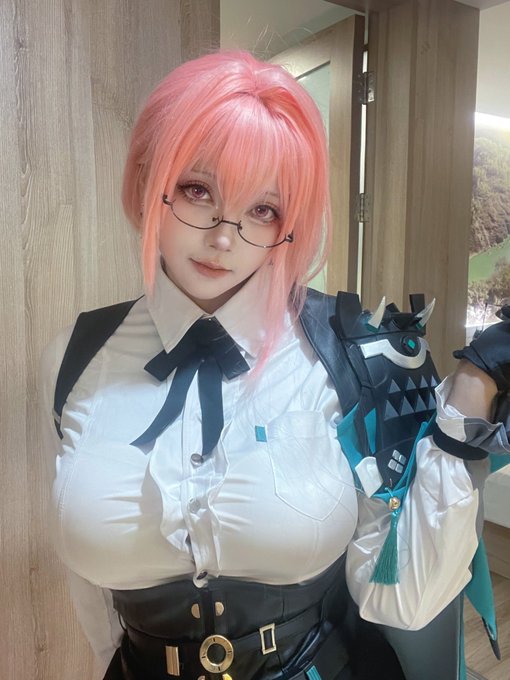 Twitterのコスプレ画像8