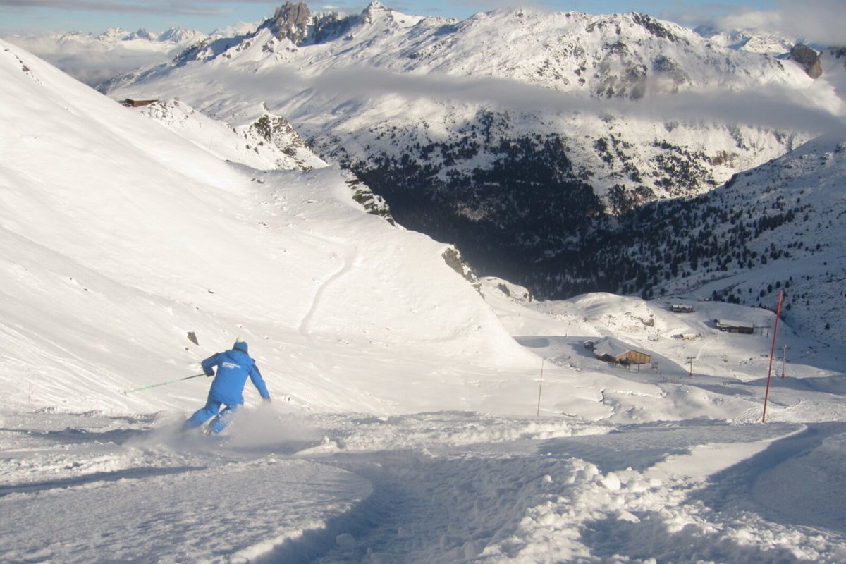 SeeMeribel.com tweet media