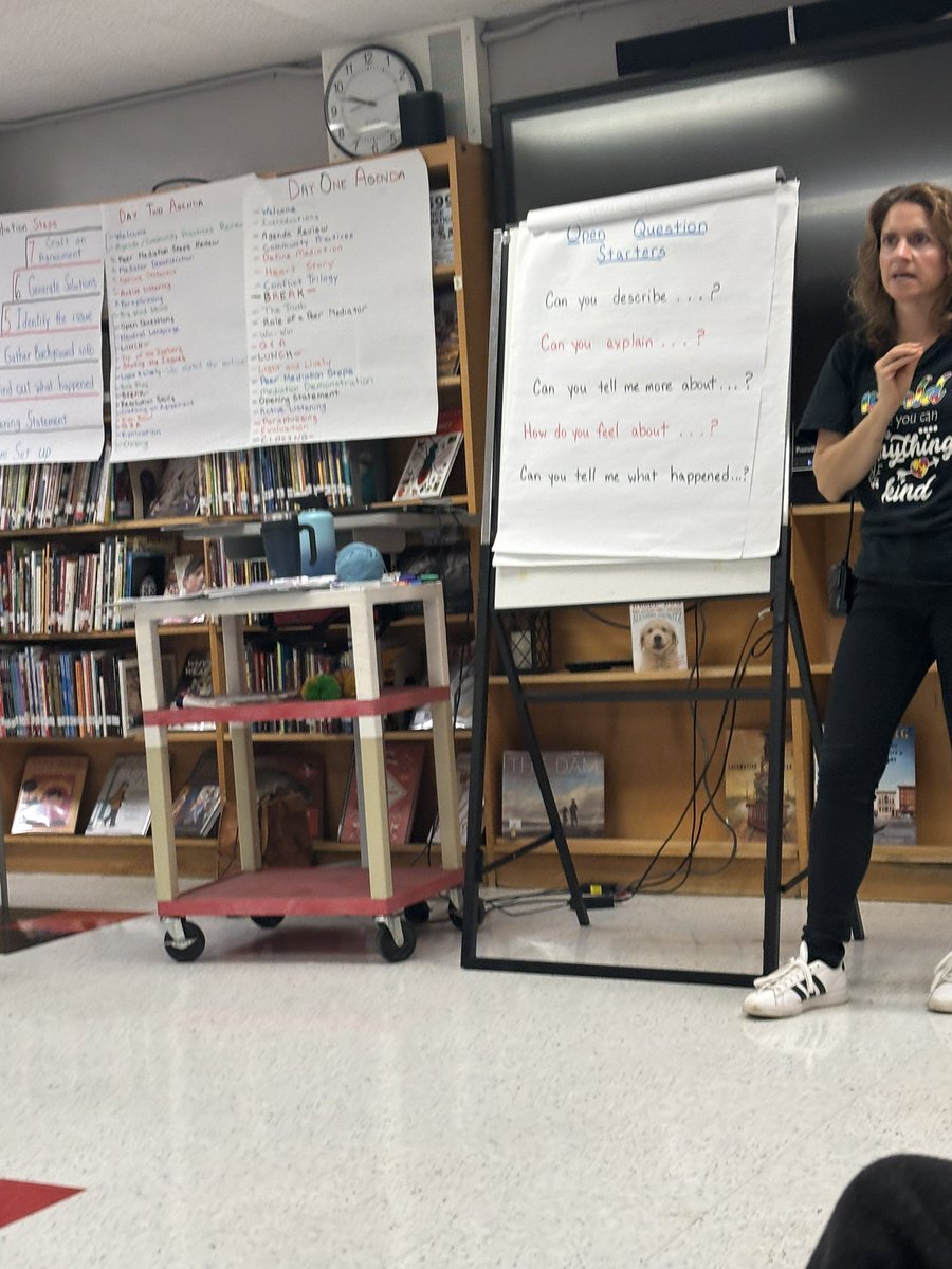 mcperrone's tweet photo. Thank you @IS75Paulo for inviting us to your #peermediation training! @egbertwildcats https://t.co/WrdnFlqiKS
