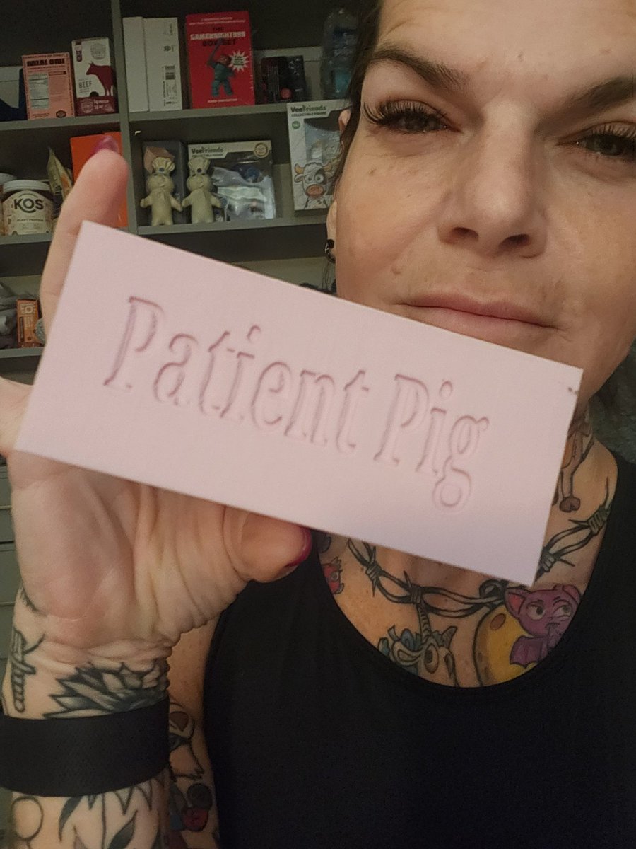 CLOUDBOY_vf's tweet photo. Giving away this @patientpiggie battle box #minis #sealed pack of cards and some other @veefriends surprises for you participation over the next 30 days. Talk about it all you want but I'm calling you OUT to act upon it now. It's time. You're an EXAMPLE of @veefriends #actlikeit https://t.co/b00OoW17EQ