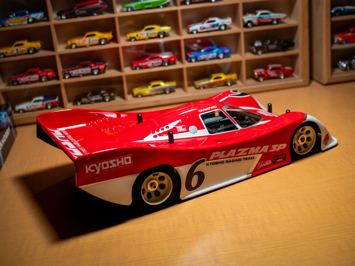 やっぱり京商ビンテージ1/12にはクローズドボディが必要だと思う… 塗装