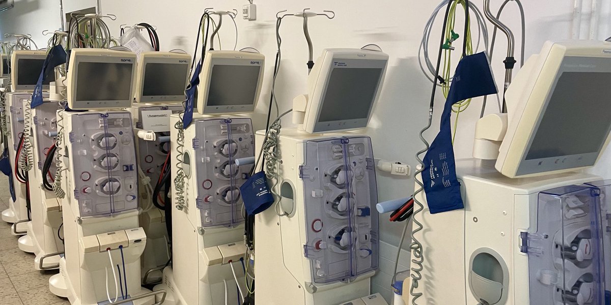 Jan T Kielstein (@jtkidney) on Twitter photo The war continues and so does our support for 🇺🇦. Hope our retired dialysis machines from <a href="/KlinikumBS/">skbs - Städtisches Klinikum Braunschweig gGmbH</a> make it on time to the incredible nephrology teams. They have lost colleagues, hospitals and machines but not their faith to live in freedom and peace. The war continues and so does our support for 🇺🇦. Hope our retired dialysis machines from <a href="/KlinikumBS/">skbs - Städtisches Klinikum Braunschweig gGmbH</a> make it on time to the incredible nephrology teams. They have lost colleagues, hospitals and machines but not their faith to live in freedom and peace.