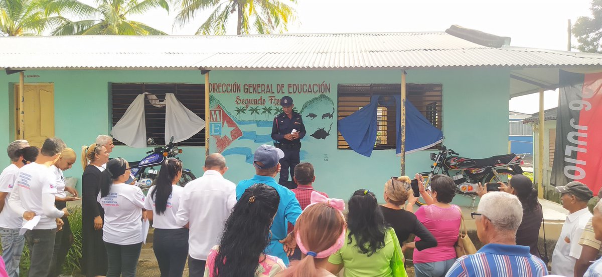 Se desarrolló en la #DGEM2Frente Matutino Especial por el inicio a la 61 Edición de la Jornada Nacional de Tránsito con el Slogan "Todos tenemos derecho a una Vía Segura" dónde contamos con la presencia del oficial de tránsito del territorio. #PorUnaVíaSegura