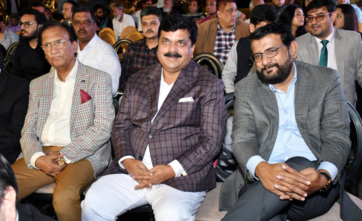 noorjahan110's tweet image. چیئرمین 
@MQMPKOfficial 
و وفاقی وزیر تعلیم سائنس اینڈ ٹیکنالوجی ڈاکٹر خالد مقبول صدیقی کی کاوشوں سے پاکستان انسٹیٹیوٹ آف فیشن اینڈ ڈیزائن
#PIFD
 کراچی چیپٹر کی افتتاحی تقریب
@allaboutmqm #MQMPakistan @ZahidMansori