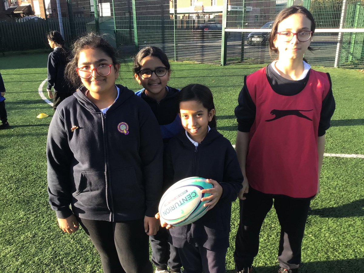 pe_valley's tweet photo. Our @TheValleyBolton Year 6 children really enjoying the Rugby sessions from @BoltonRUFC @bolton_sport https://t.co/yuYTmZ5qpf