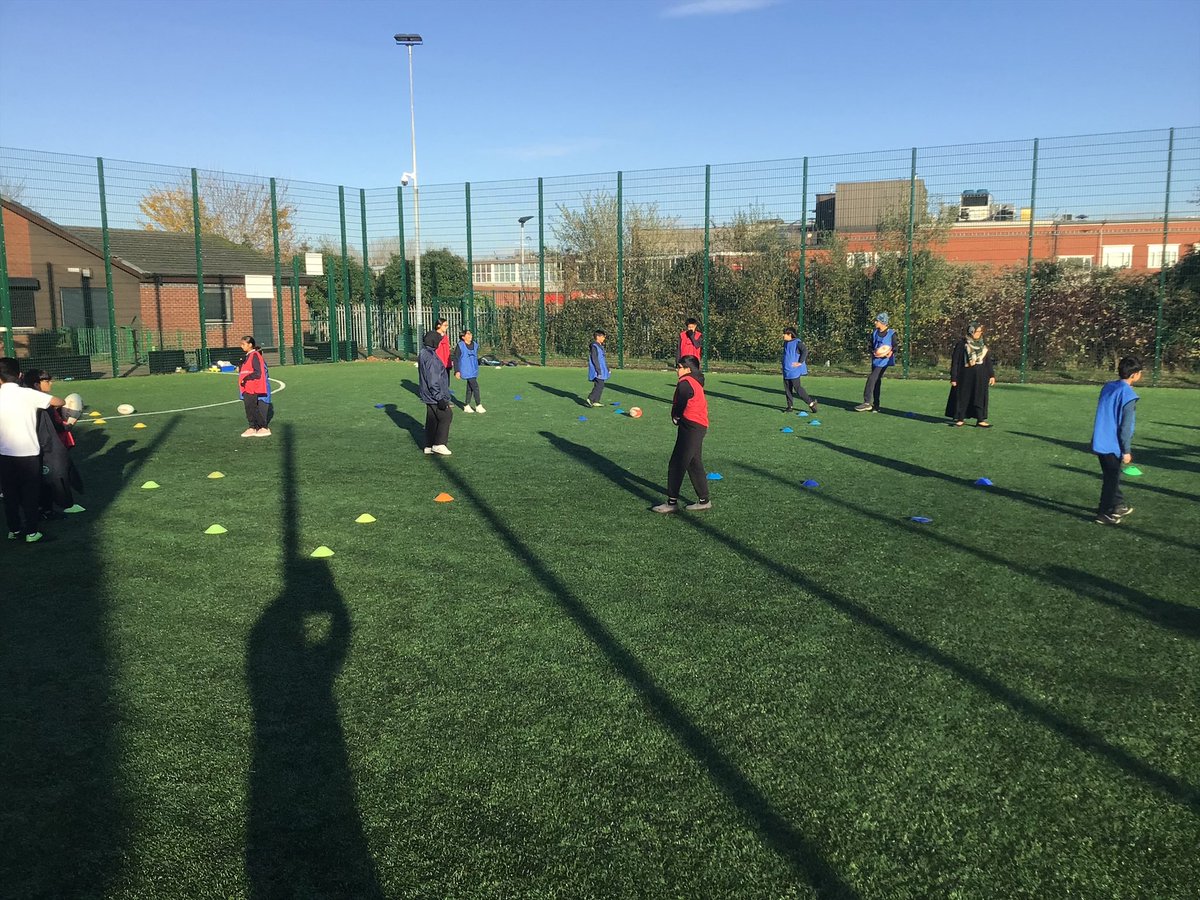 pe_valley's tweet photo. Our @TheValleyBolton Year 6 children really enjoying the Rugby sessions from @BoltonRUFC @bolton_sport https://t.co/yuYTmZ5qpf
