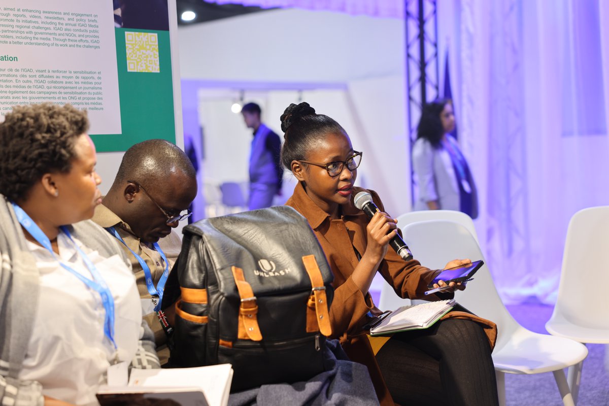 IGAD_CPAC's tweet photo. 🌍 @AWF_Official side event showcased young leaders advocating for unified strategies in tackling #climatechange and #biodiversity loss, highlighting a holistic approach to sustainability. 3/3 #YouthClimateAction https://t.co/vr5QJj5Fyn