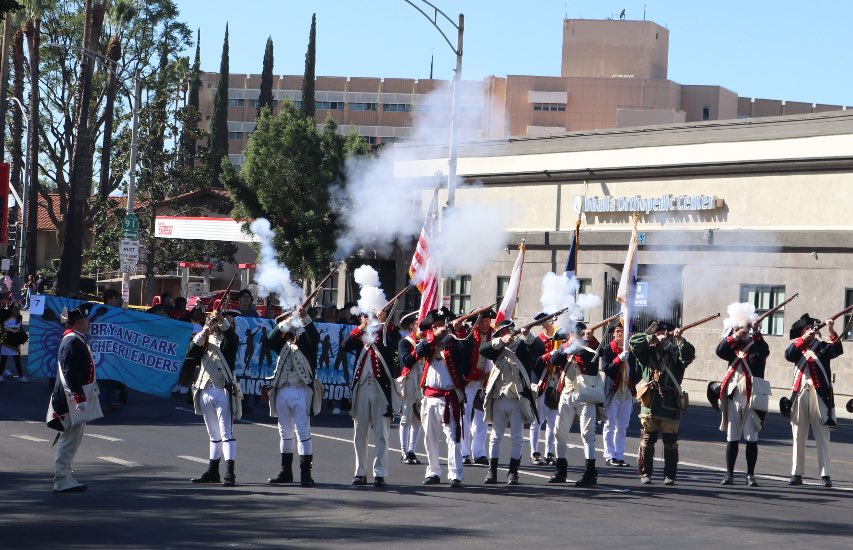 GeneralRoth's tweet image. On this Veterans Day we once again pause to honor, salute and celebrate the brave and heroic men and women who put their lives on the line for us, keeping America free and secure.